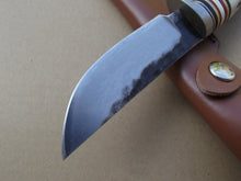 Damascus Steel Knife with Horn Handle